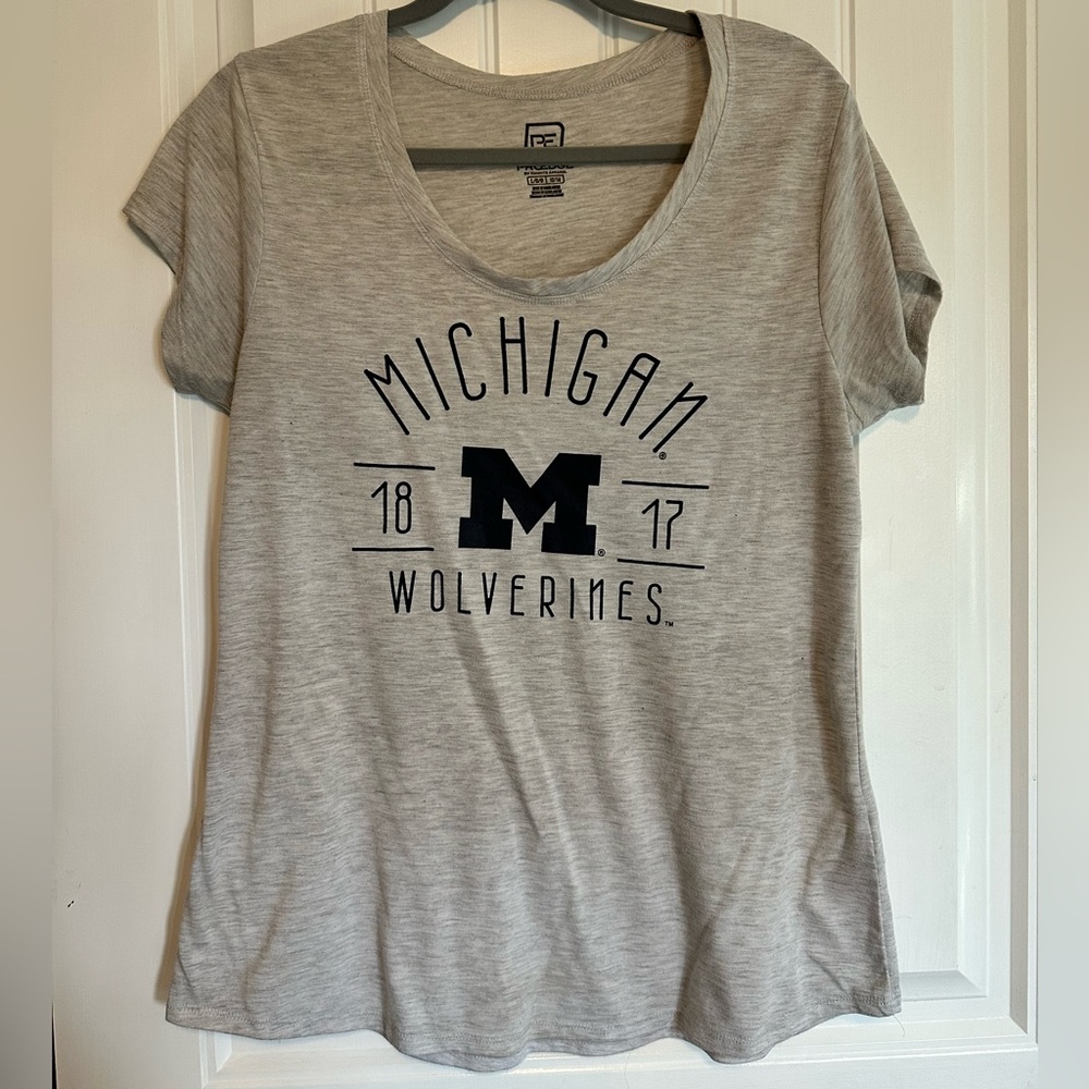 University of Michigan Wolverines Women’s Large T-shirt
